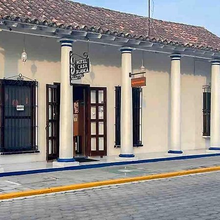 Hotel Casa Blanca Тлакотальпан Экстерьер фото